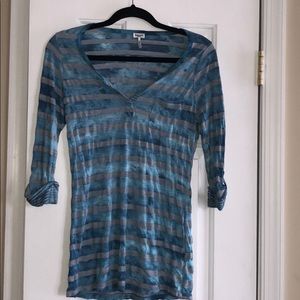 Splendid 3/4 sleeved shirt